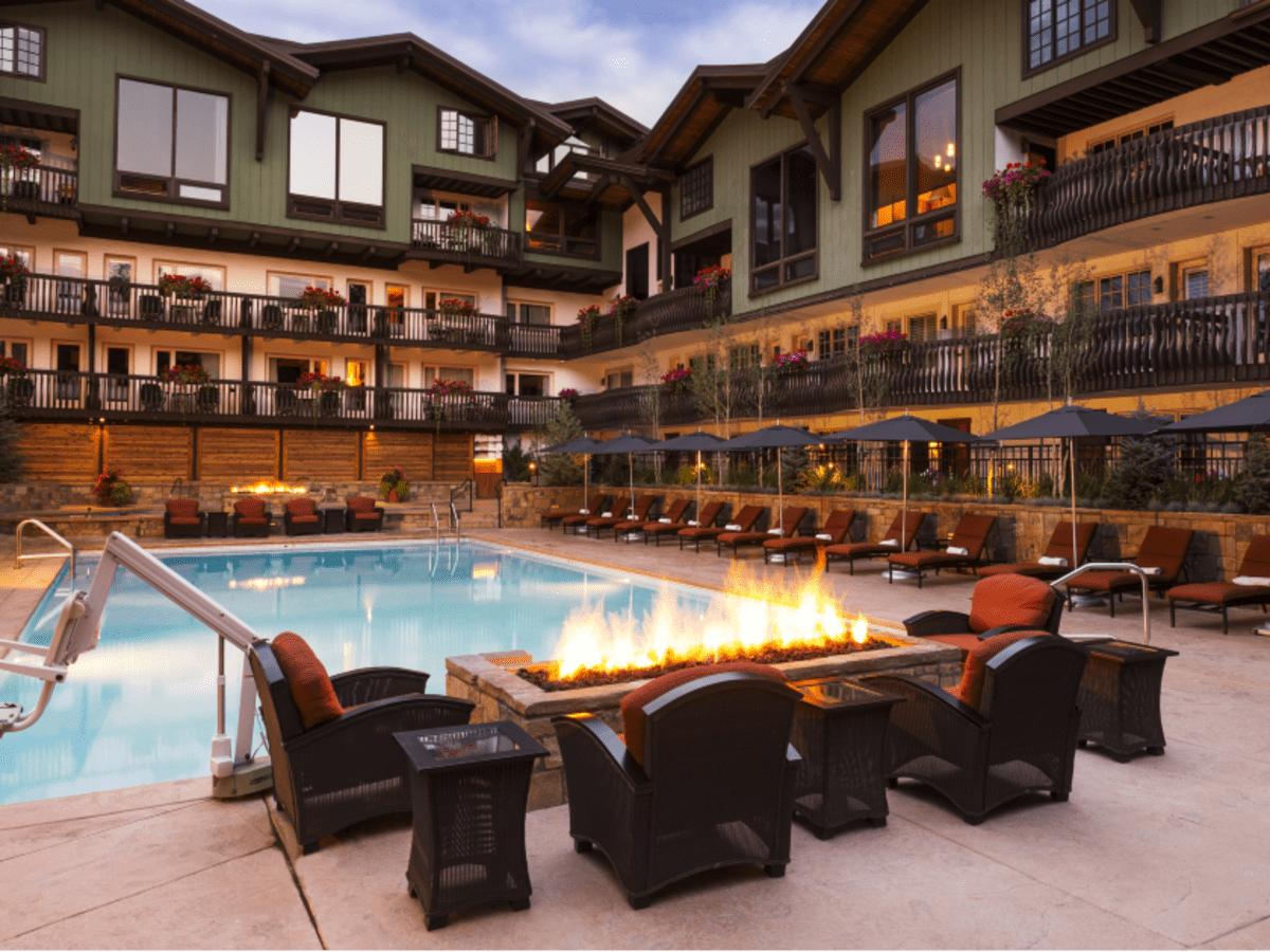 The pool at the Lodge at Vail. The Must-Read Guide to Vail. Book your stay at the Lodge at Vail here.
