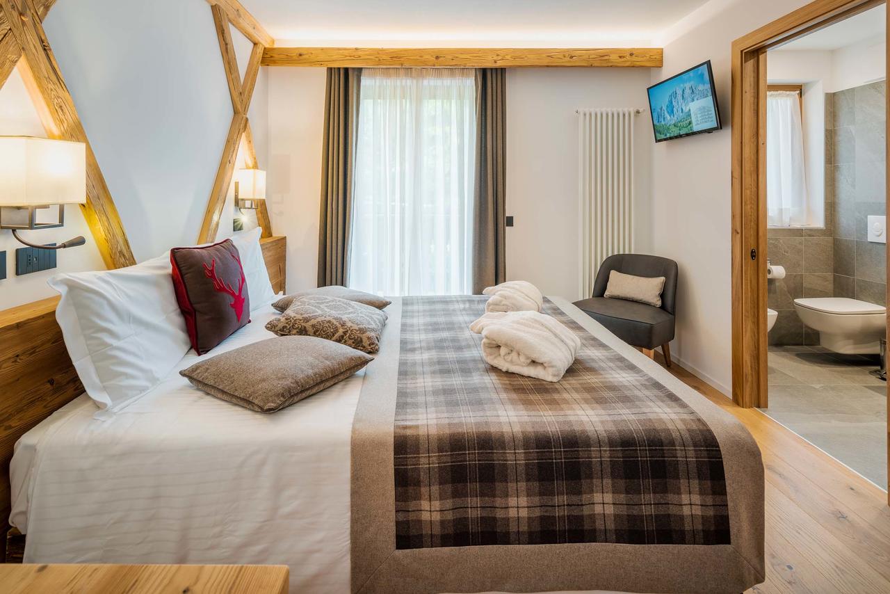 A room at the Camina Suite and Spa. Book your stay at the Camina Suite and Spa here. Cortina 2021 FIS Alpine World Ski Championships to go ahead.