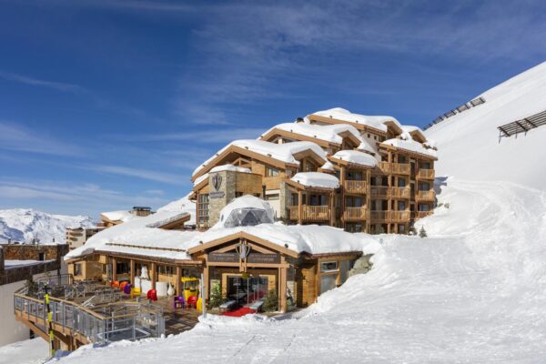 The exterior of the Hôtel Pashmina. Book your stay at the Hôtel Pashmina Le Refuge here. How Val Thorens is ready for the 2020-21 ski season.