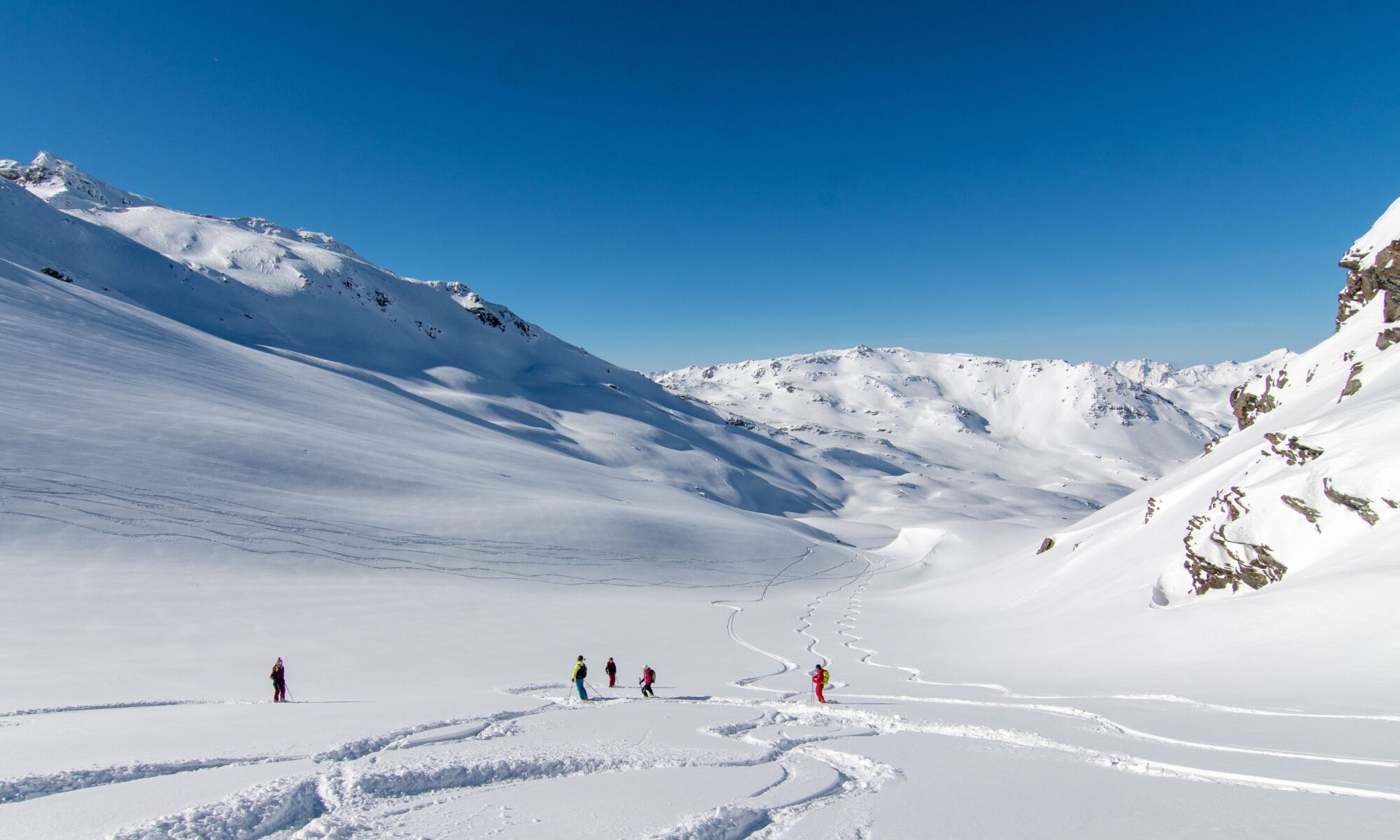 Off-piste skiing. Photo Caron Lou T. Loubere. OT Val Thorens. How Val Thorens is ready for the 2020-21 ski season.