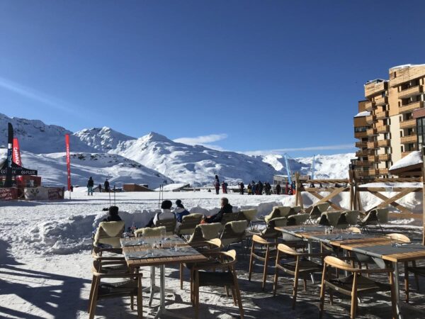 The terrace by the pistes at the Hôtel Fitz Roy. Book your stay at the Hôtel Fitz Roy here. How Val Thorens is ready for the 2020-21 ski season.