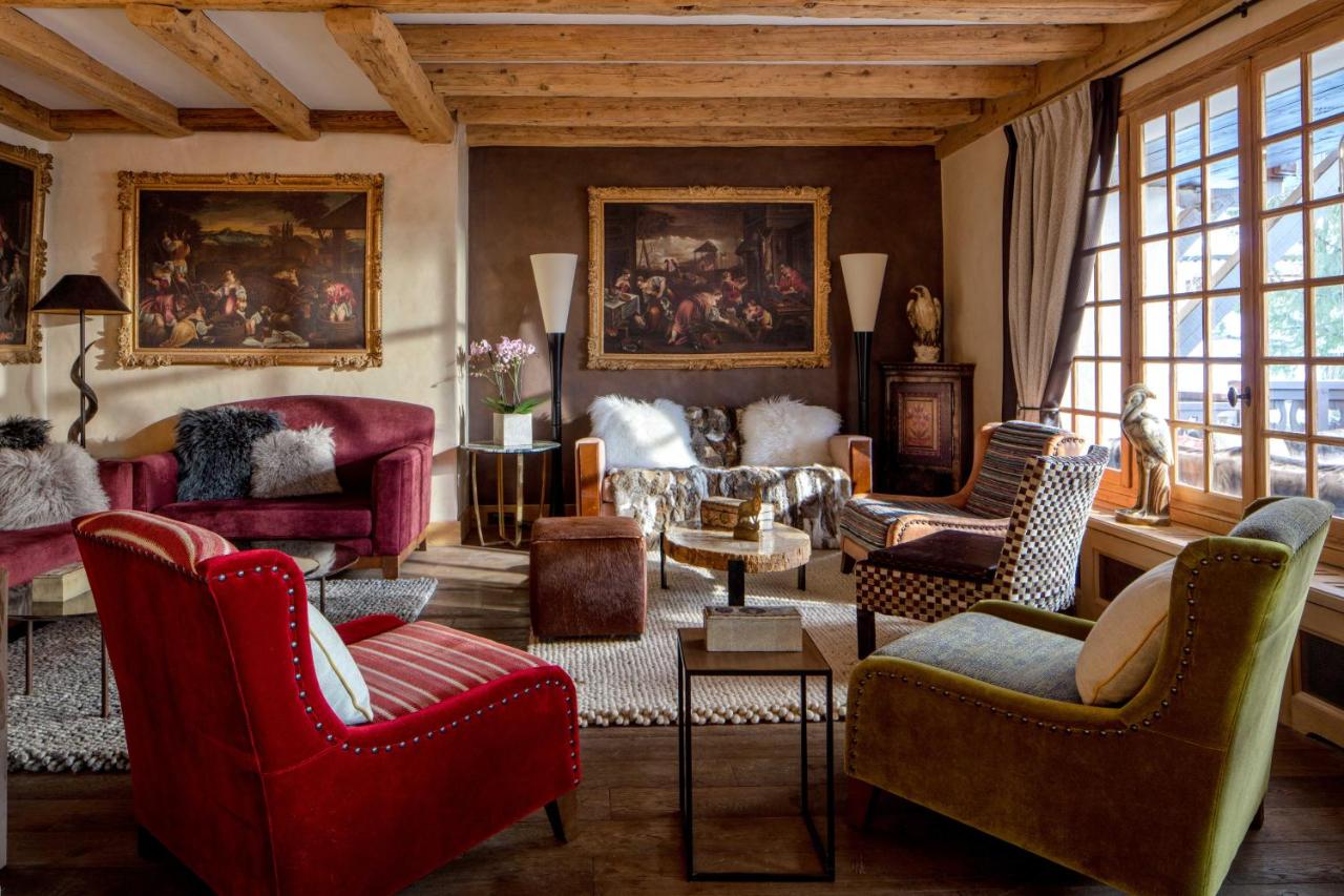 Living at the Chalet du Mont d'Arbois in Megèves. Book your stay at the Chalet du Mont d'Arbois here. The Must-Read Guide to the Rhône Alpes. 