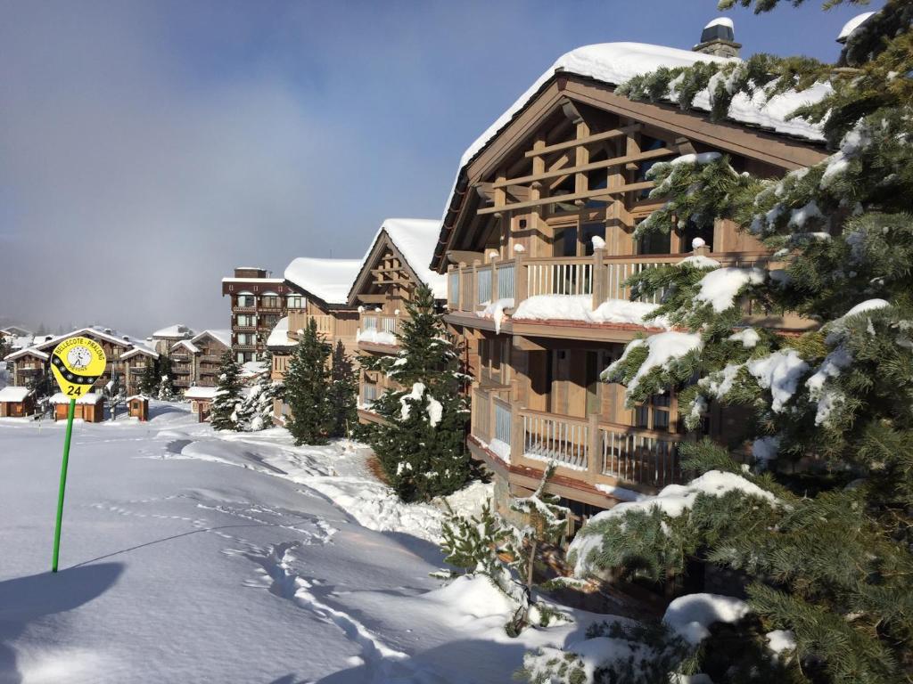 Le K2 Altitude in Courchevel. Exterior. Book your stay at le K2 Altitude here. The Must-Read Guide to the Rhône Alpes. 
