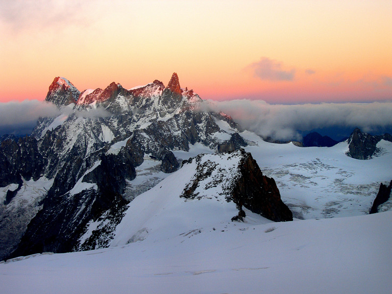 Sunset on the Grandes Jorasses. Mont Blanc Massif. Photo: Carmen Villa/Auvergne-Rhône Alpes Tourisme. The Must-Read Guide to the Rhône Alpes. 