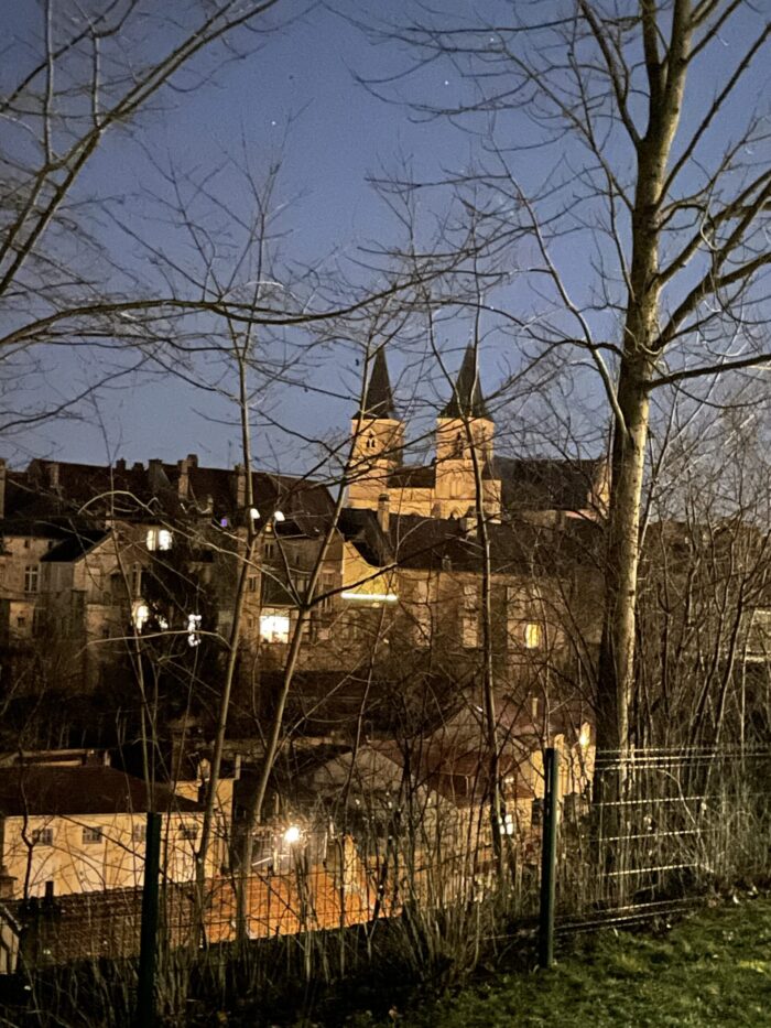 Chaumont at Night. The Mad Rush of the Last Days to get out of Britain in Time before Lockdown.