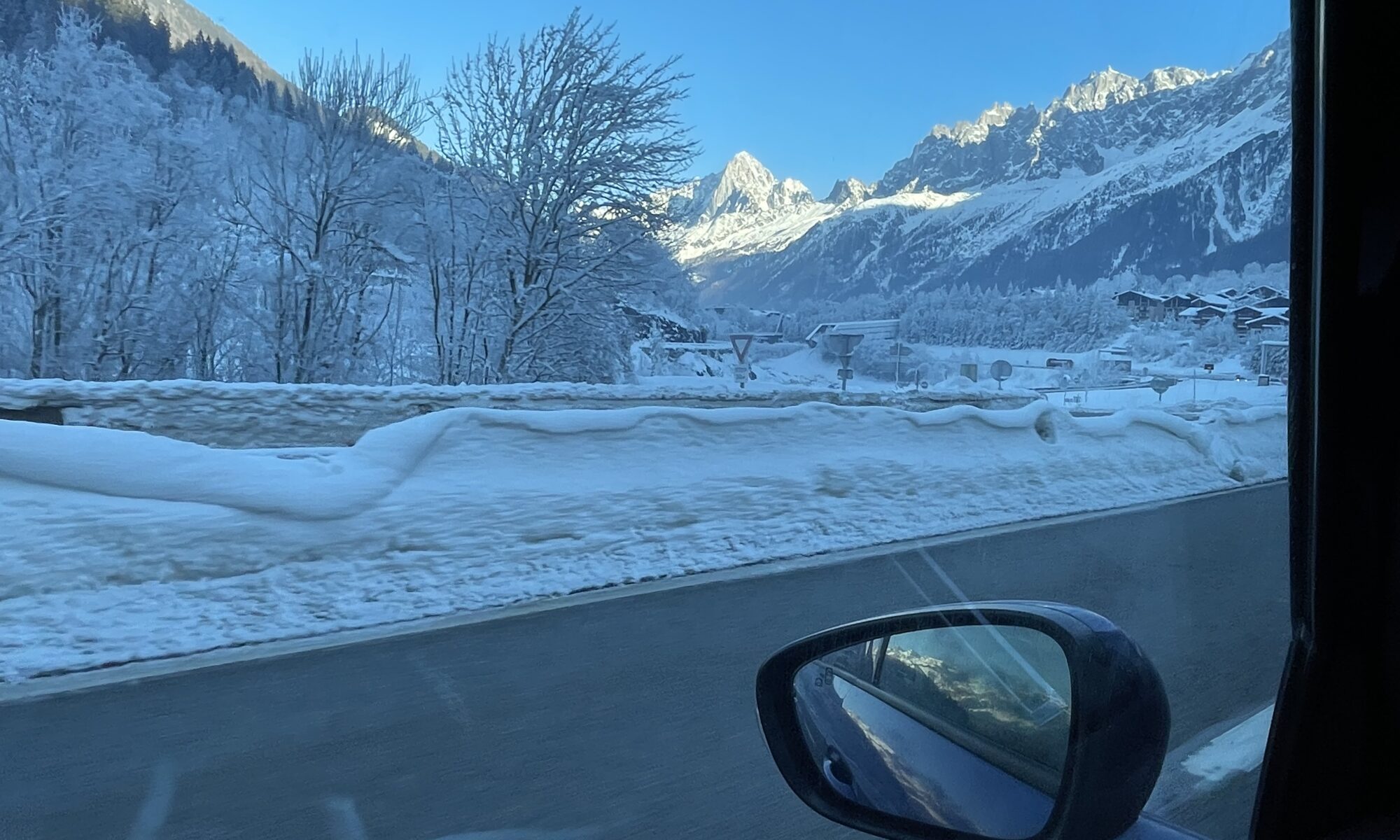Driving to the Mountains. Photo: The-Ski-Guru. The Mad Rush of the Last Days to get out of Britain in Time before Lockdown.