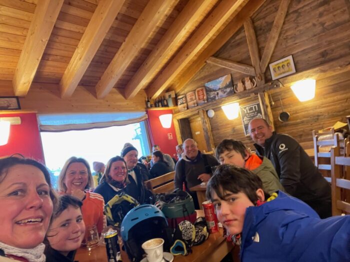 Après-ski at Yeti Bar in Pila. Our Half Term Ski Safari Trip to the Aosta Valley