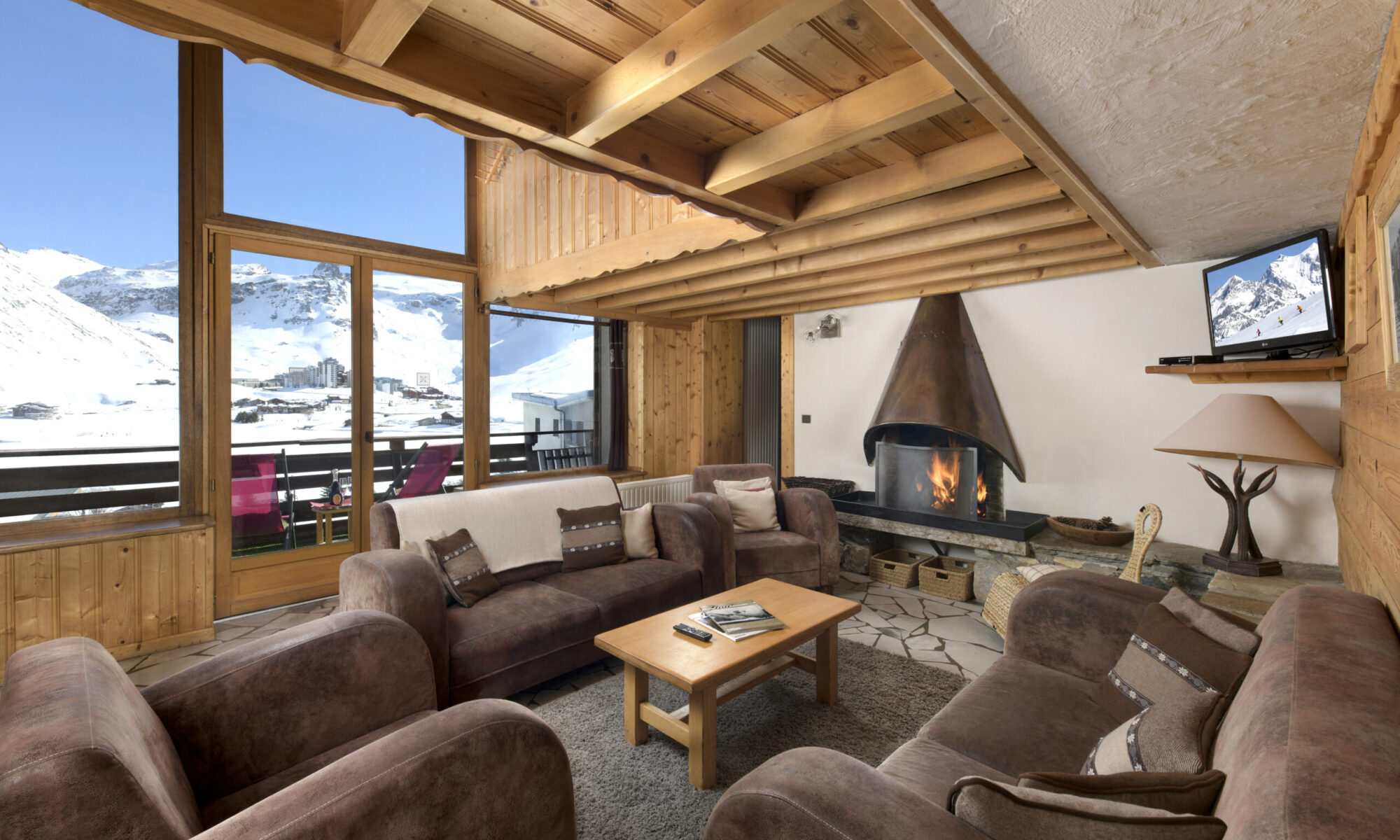 Ski Vertigo ski chalets- Why do Brits love their ski chalet holidays