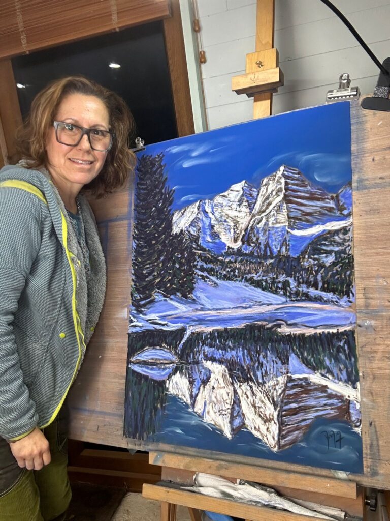 Martina Diez-Routh with her painting of the Maroon Bells in Aspen, Colorado. Soft Pastels on paper, 60 x 80 cm (24"x31") You can check it out in the shop here. 