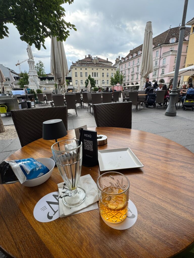 Seeing the world pass by with an aperitivo at Piazza Walther, the centre of Bolzano. Photo: The-Ski-Guru