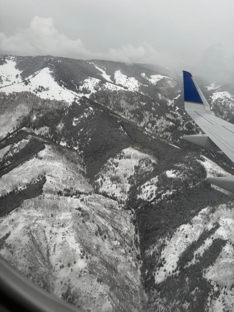 Flying into Aspen Airport in United Express (with their Embraer planes that are pretty good!). Photo: The-Ski-Guru.