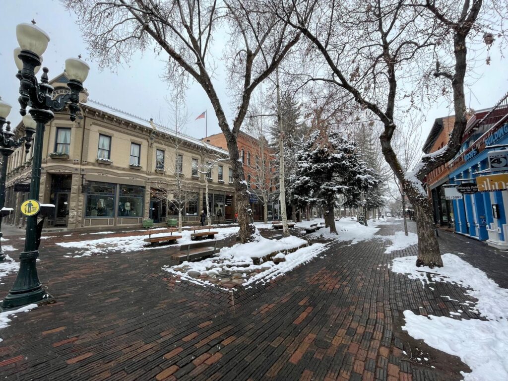 The Mall in downtown Aspen, a pedestrianised street, on an end of the season snowy day. Photo: The-Ski-Guru.